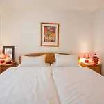 Tannenheim Hotel 3*