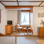 Tannenheim Hotel 3*